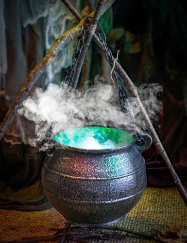 Chaudron de sorcière lumineux avec fumée 45cm