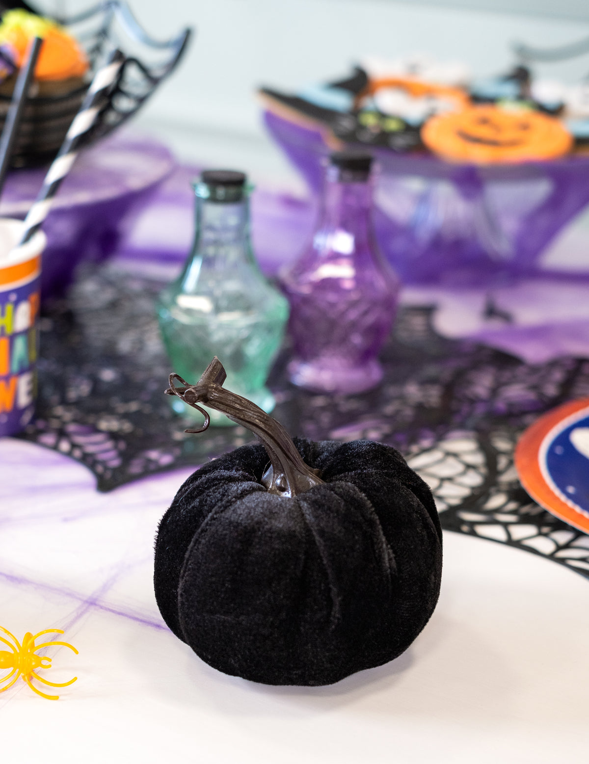 Les citrouilles lumineuses — citrouilles en velours noir, 10 cm