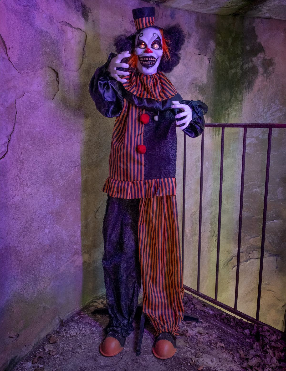 Clown démoniaque animé - 170 cm