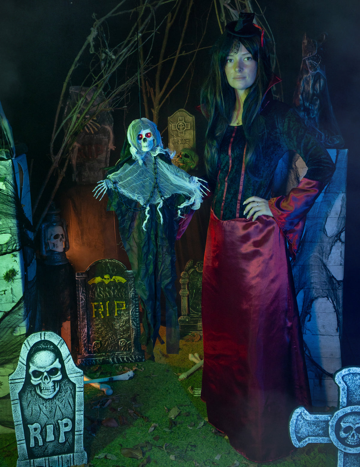 Décoration Animée Ghoul Hantée Suspendue 80 cm