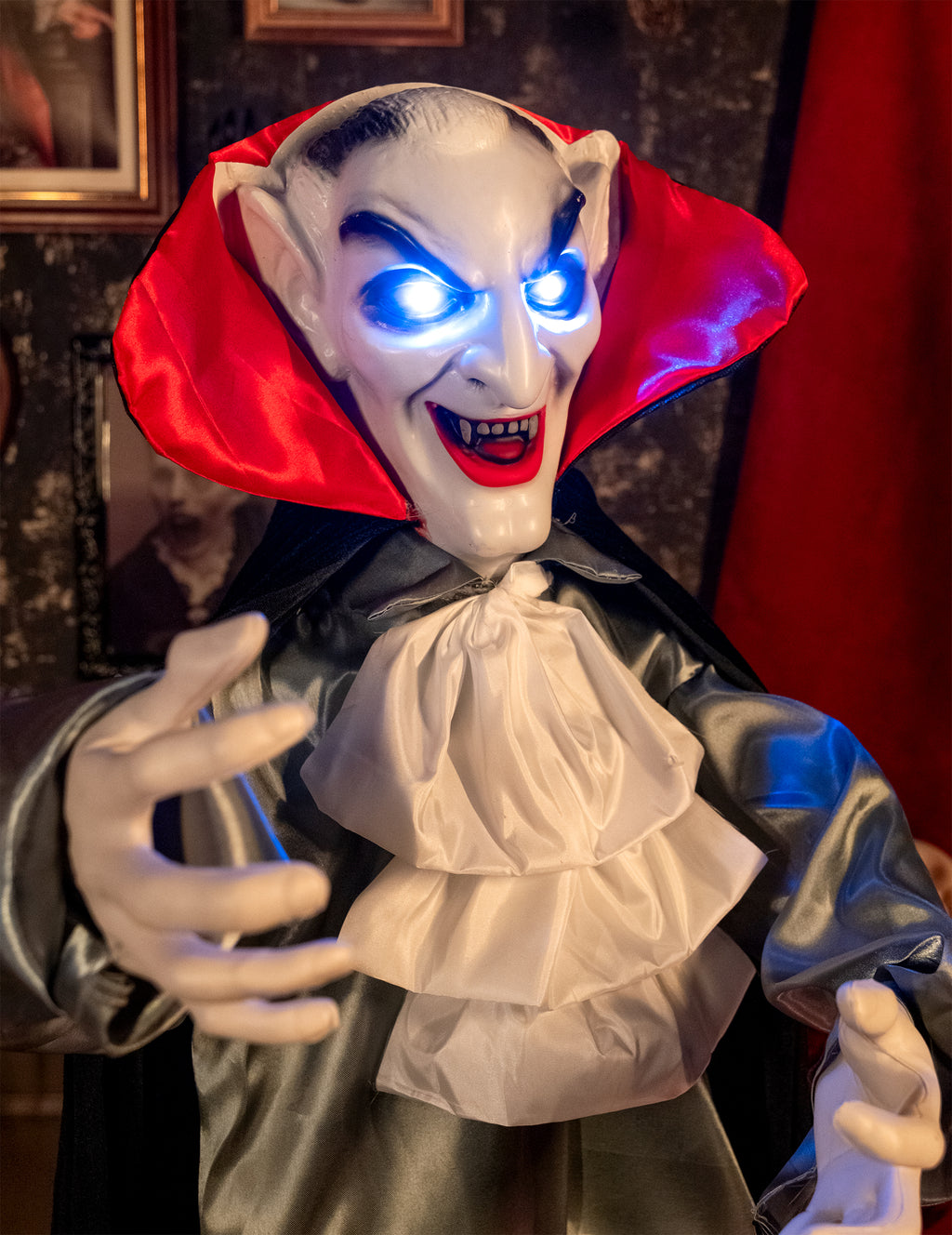 Décoration animée sonore et lumineuse Vampire Souriant 165 cm