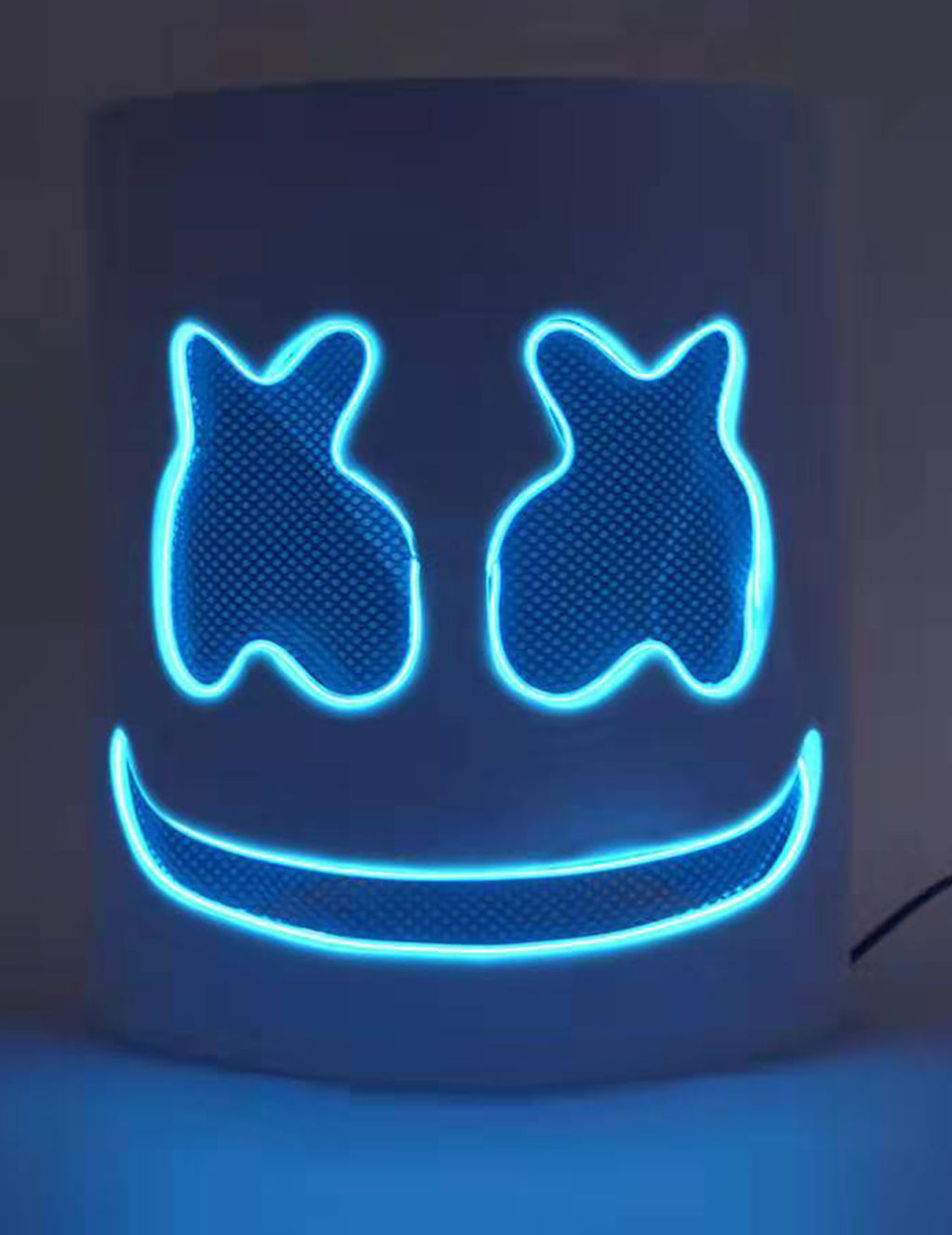 Masque DJ lumineux — photo fournisseur