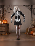 Illustration du Pack squelette noir et blanc femme Halloween porté, décor non inclus