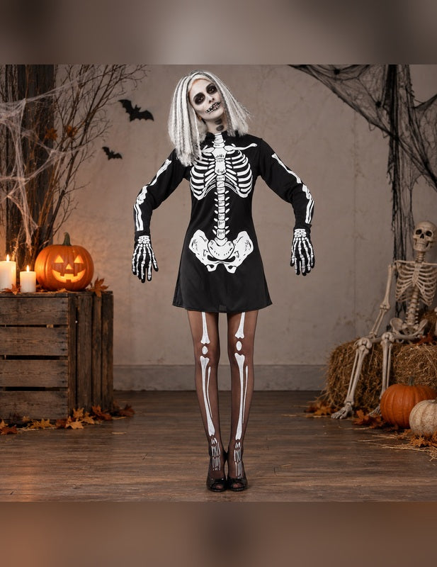 Illustration du Pack squelette noir et blanc femme Halloween porté, décor non inclus