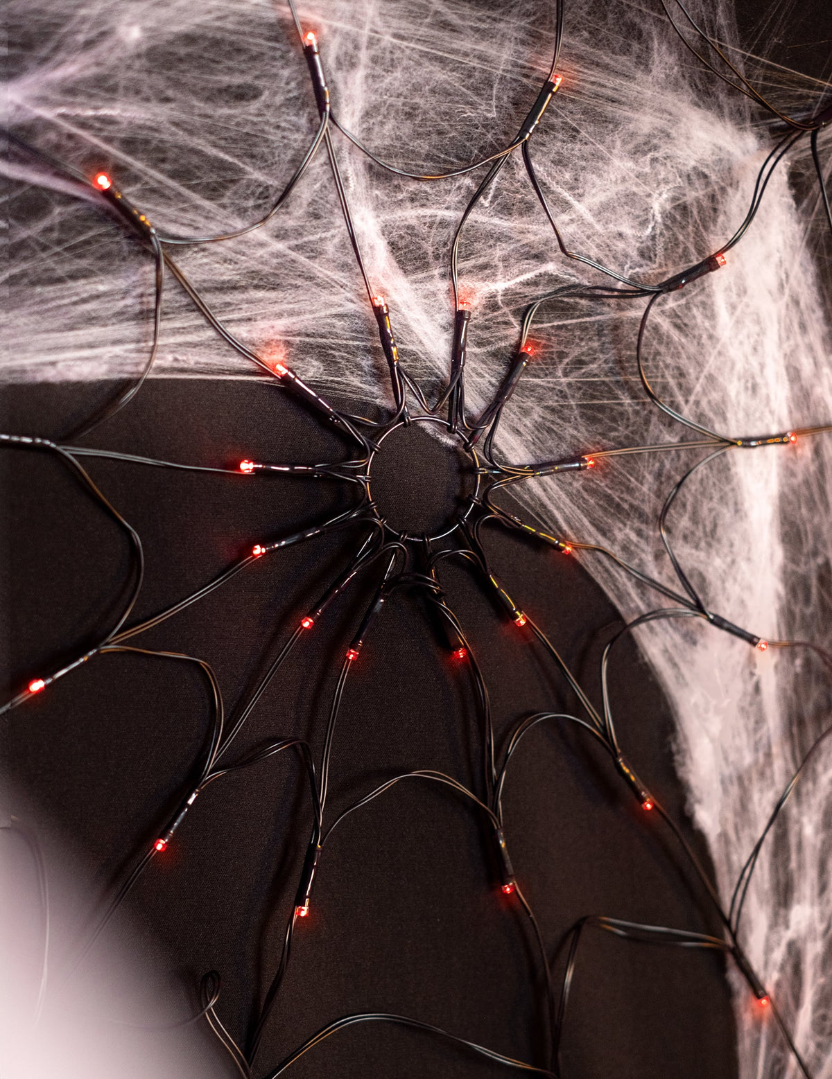 L'invasion des araignées — toile d'araignée lumineuse LED, 1 m